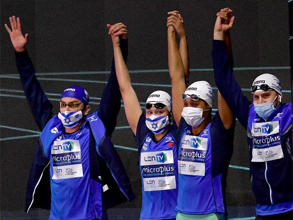 (באדיבות איגוד השחייה)