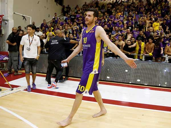 פניני וחולון עדיין לא איבדו תקווה (אלן שיבר)