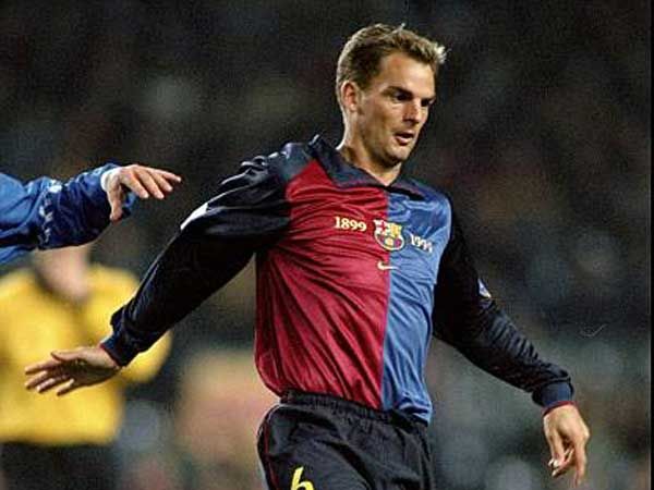 דה בור במדי ברצלונה (GETTY)