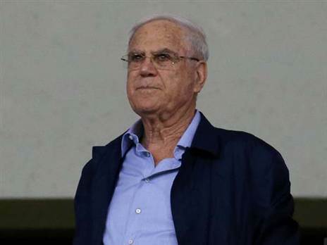 שחר. לא ירד מהבמה בלי פייט (אלן שיבר)