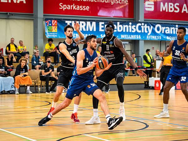 "צורת המשחק של אלבה מדהימה" (Getty)