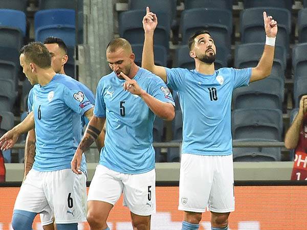 בנבחרת תומכים בדאבור (אלן שיבר)