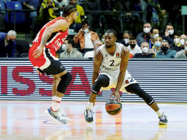 קינן אוואנס. פתח היום (אלן שיבר)