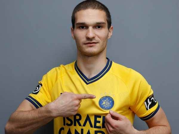 "מאושר להצטרף למועדון כה גדול". יובאנוביץ' (באדיבות מכבי תל אביב)