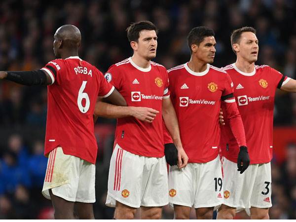 מסתכל לכיוונים אחרים. פוגבה (Getty)