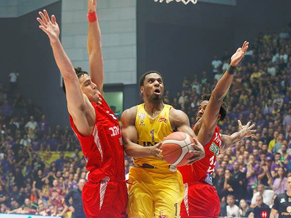 ג'ו רגלנד. ירושלים עצרה את הכוכב (אלן שיבר)