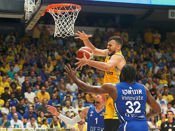 אנטה ז'יז'יץ'. עתידו לא מובטח (אלן שיבר)