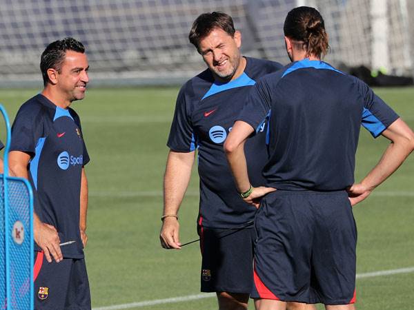 צ'אבי ומאמני ברצלונה. יתאחדו באמריקה? (Getty ,Urbanandsport/NurPhoto)