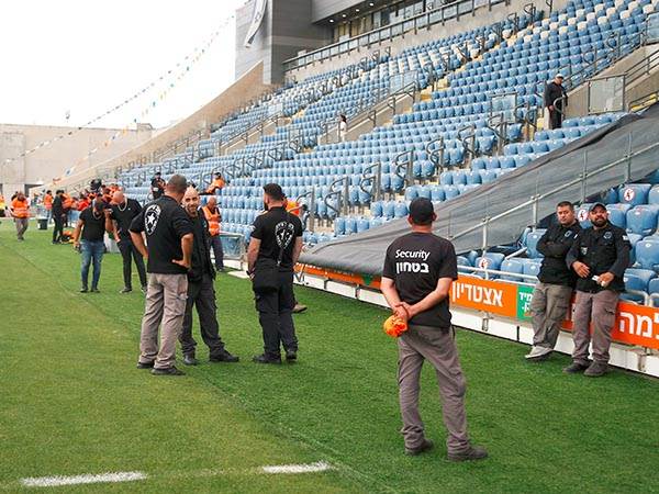 הפרסה במושבה (אלן שיבר)