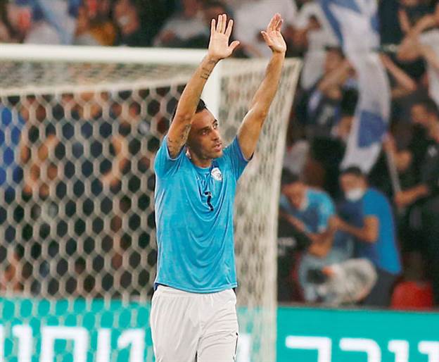 זהבי. עורר סערה (אלן שיבר)