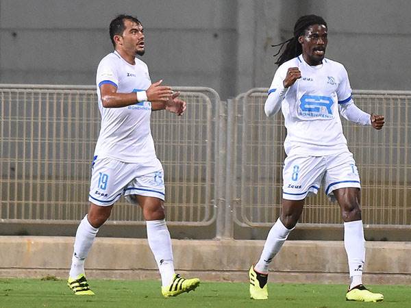 יריבה קשה (ברני ארדוב)