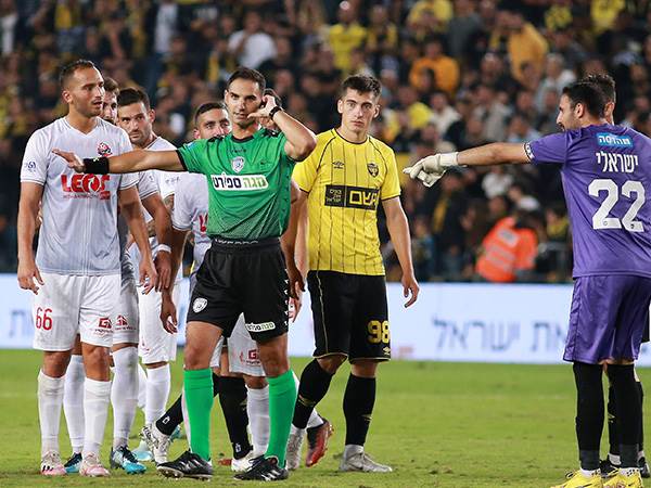 גלזר הורחק, האיגוד טען לטעות (קובי אליהו)