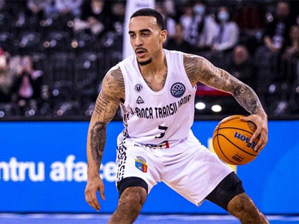 פרח רק בשנים האחרונות. בראון (FIBA)