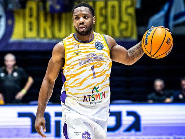 (FIBA)