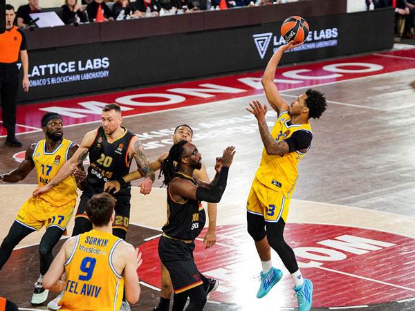 מכבי ת"א היתה טובה ברבע השני והשלישי (Direction de la Communication - Manuel Vitali)