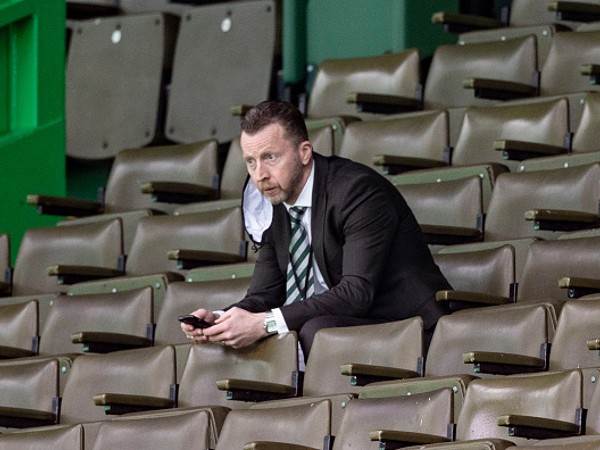 יועץ הכדורגל הבכיר. ניק האמונד