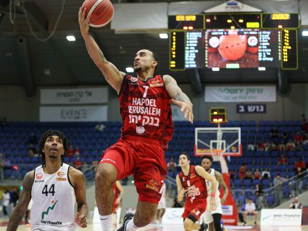 נרשם לסגל. בראון (אלן שביר)