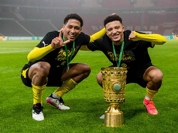 עם סאנצ'ו. בלינגהאם יקווה לא לחזור על הטעות (Alexandre Simoes/Borussia Dortmund via Getty Images)