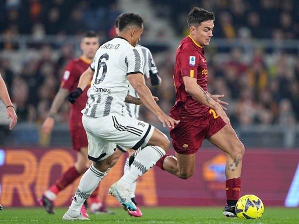 נגד יובה, לא רק על הדשא (Getty)