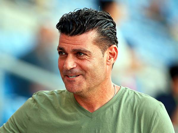 ממתין לבשורה. אביטן (אלן שיבר)