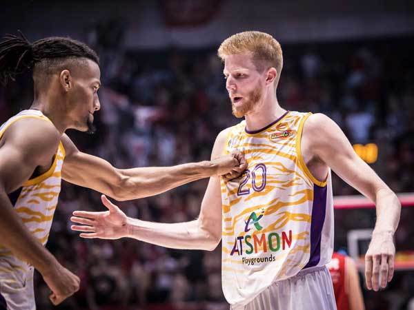 רוצים שישאר (עודד קרני)