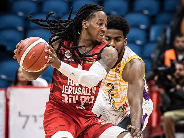 סמית'. רוצים שיישאר (קרני)