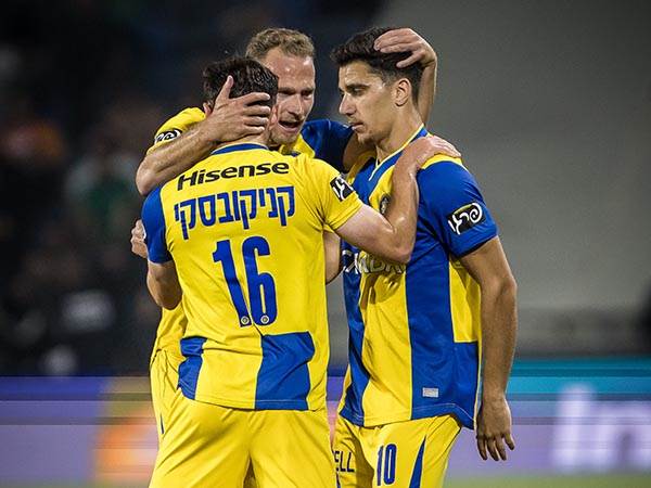 שחקני מכבי ת"א יפגשו את המאמן החדש (אלן שיבר)