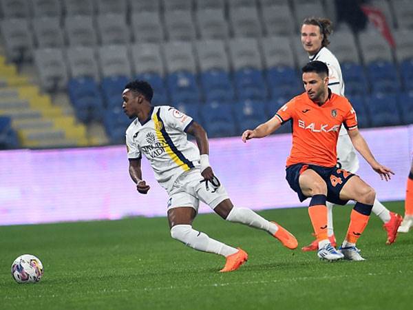 מילסון במדיי אנקרגוצ'ו. חצי עונה שתשנה לו את הקריירה? (GETTY)