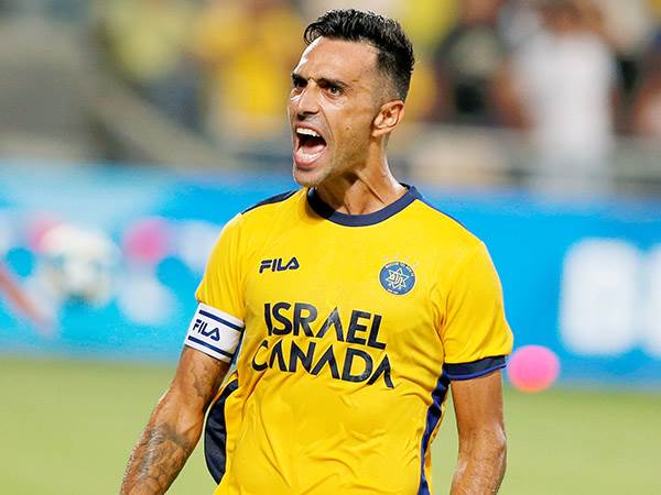 פנדל חשוב של זהבי, גם לדירוג (צילום: אלן שיבר)