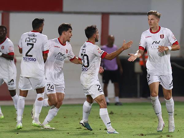 דיין. מתרגל למצב (דני מרון)