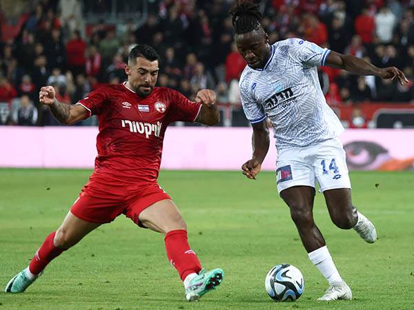 משחק שכולו רגעים של מה אם (דני מרון)