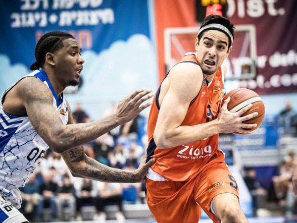 שגב. פוגש את האקסית (עודד קרני)