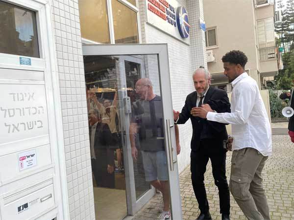 אקסבייר מנפורד