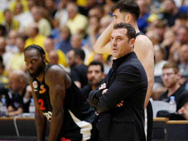 אלון (אלן שיבר)