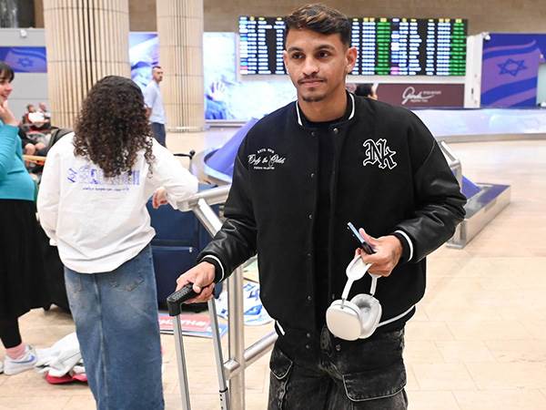 מכבי ת“א מצאה שחקן כנף (ברני ארדוב)