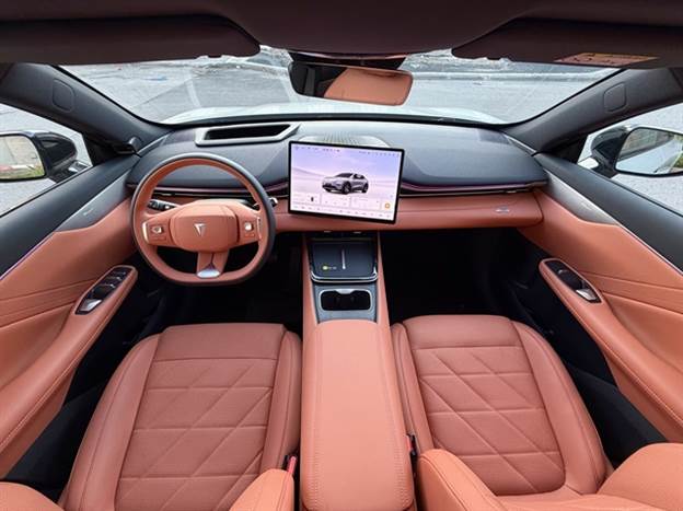 תא נוסעים איכותי מאוד, בטח ביחס למחיר