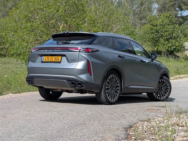 נוחות הנסיעה טובה וגם בידוד הרעשים מוצלח