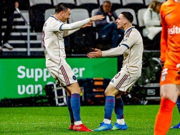 Wart Brinkerhof/Marcel ter Bals/DeFodi Images/DeFodi via Getty Images