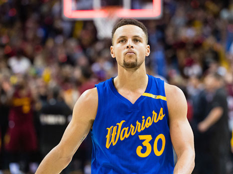 עוד משחק לא טוב נגד קליבלנד. קרי (gettyimages)