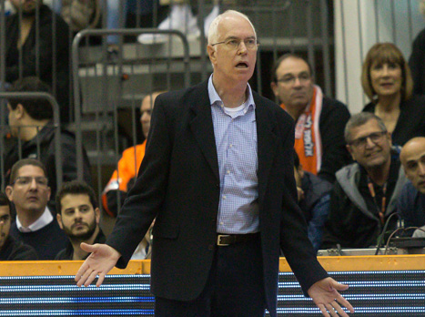 בנויים למסגרת. שיבק (מנהלת הליגה)