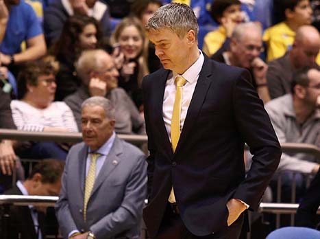 חייב לאזן את הסגל. בגאצקיס (אלן שיבר)