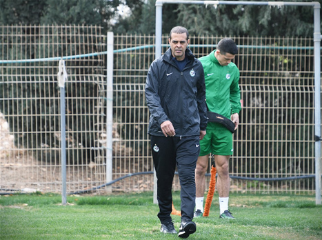 מרגיש את הדשא (האתר הרשמי של מכבי חיפה)