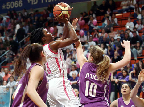 חולון השתחלה לחצי הגמר (איגוד הכדורסל)