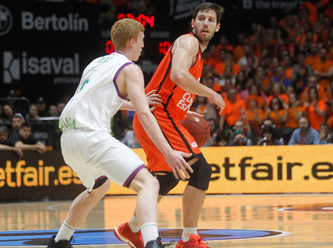 יהיה צמוד גם במשחק השני? (getty)