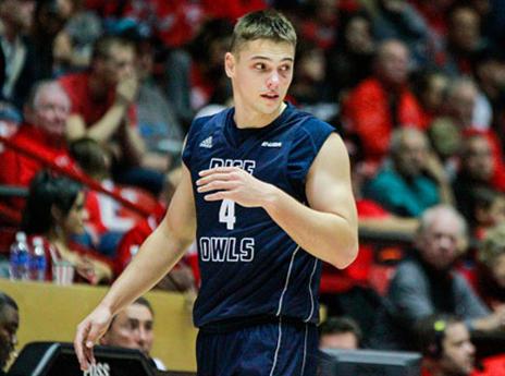 קיבל הצעות, אך בחר להישאר בארה"ב