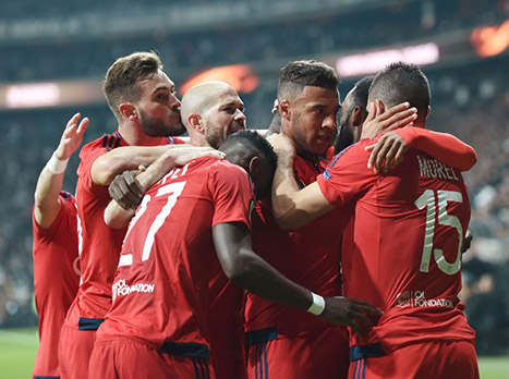 ליון פוגשת את איאקס (getty)