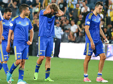 האליפות שוב בדרך לבאר שבע (צילום: דני מרון)