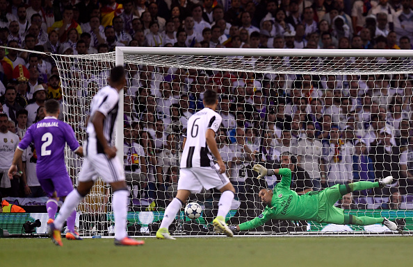 כשכבר לאחר כמה דקות קיילור נבאס סיפק הצלה ענקית שמנעה שער (getty)