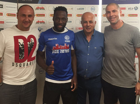 סומא הצטרף. במכבי פ"ת עובדים קשה