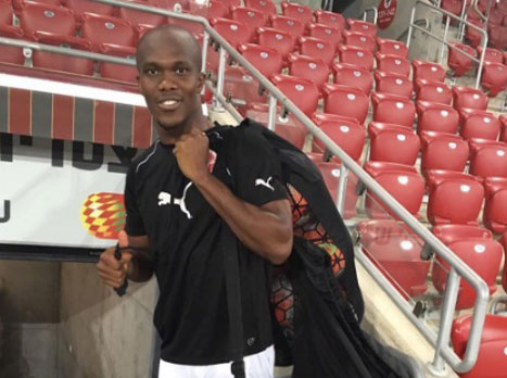 אם הוא החליט להישאר, אז זה בלב שלם (מתוך: חשבון האינסטגרם של טוני וואקמה)